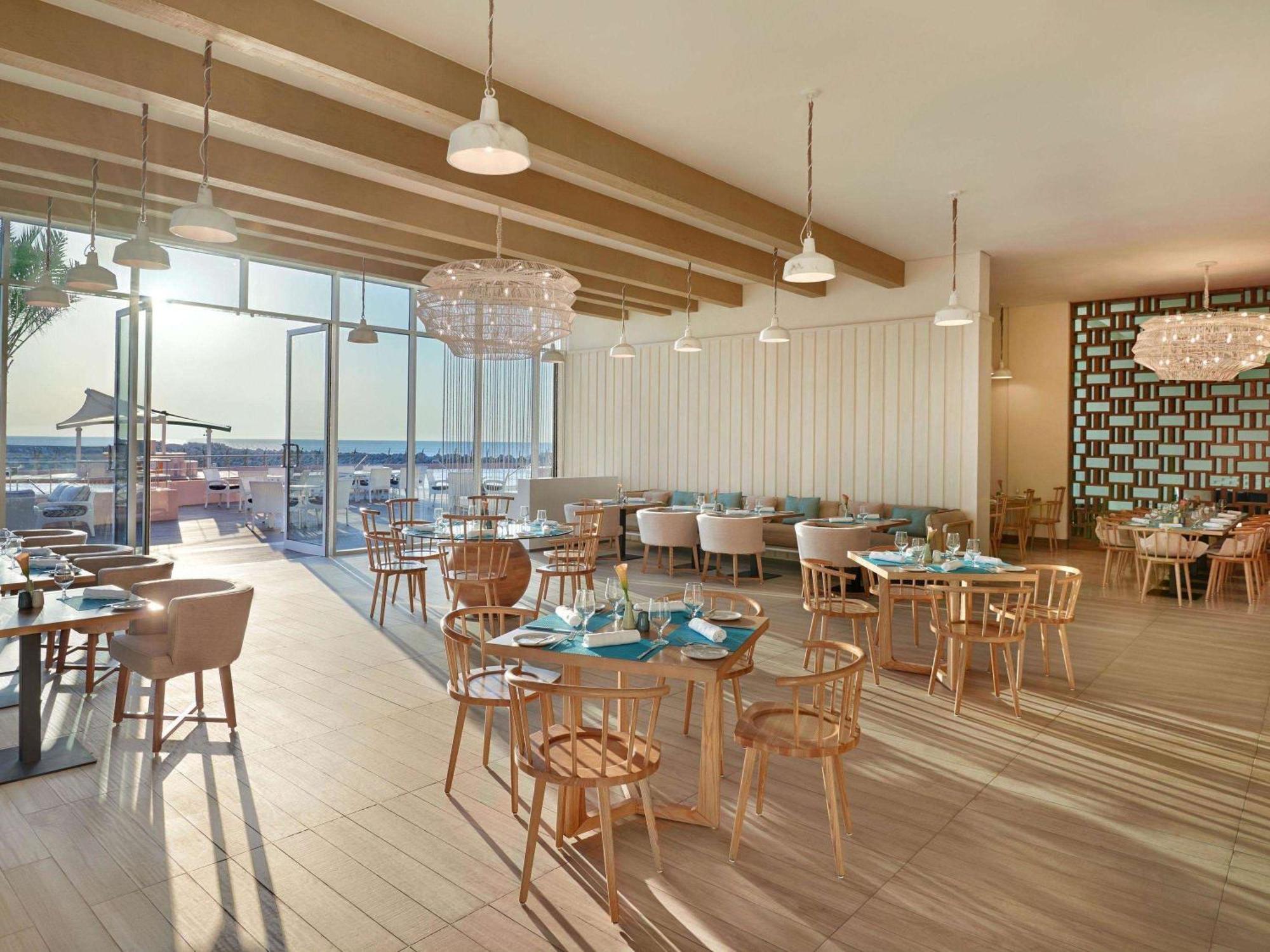 Fairmont Beach 5* Dibba